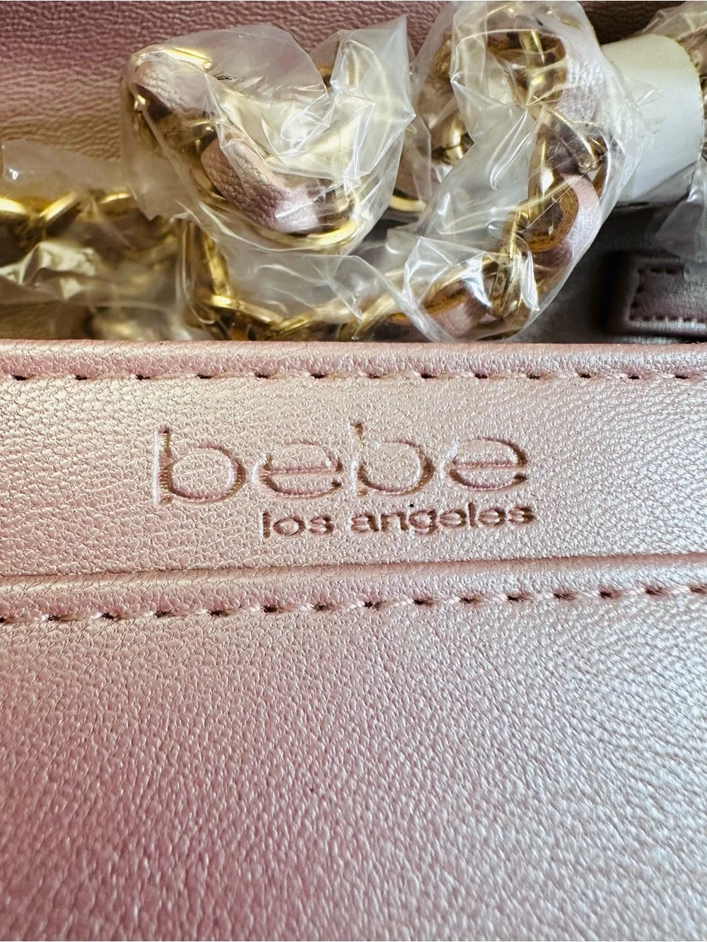 NWT BEBE Jacari Iridescent Mauve Quilted Charm Crossbody Bag ✨